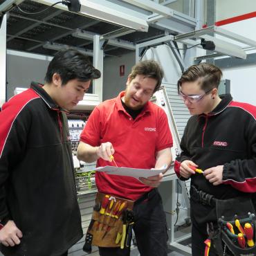 Apprenticeship Program in Collaboration with The Australian Industry Group