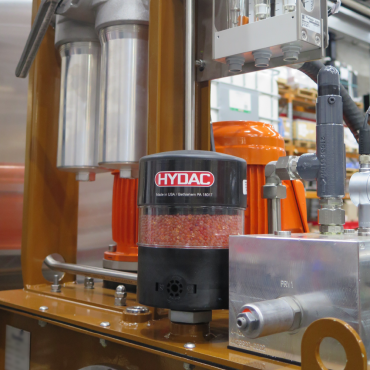 Filter breathers play critical role in hydraulic systems